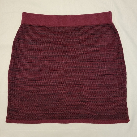 Style & Co. Dresses & Skirts - Knit Mini Burgundy Skirt Size PL